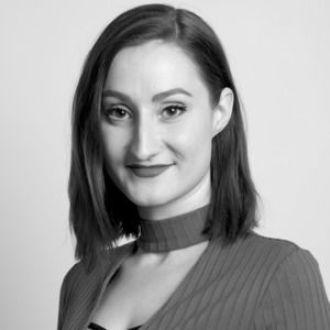 Meet your Posher, Chloe